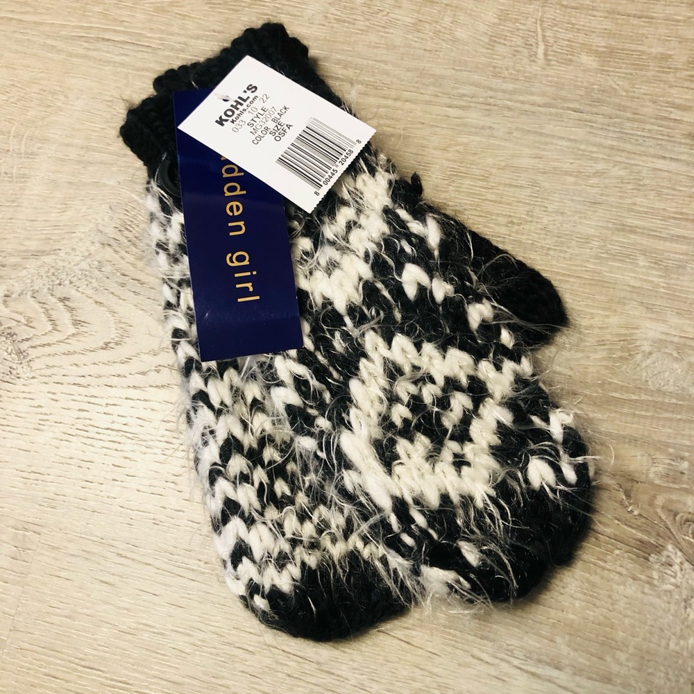 Madden Girl Mittens
